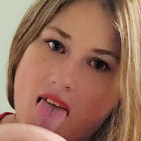 Sare Nicole Naken