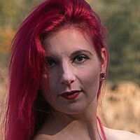 SaRie Naken