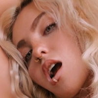 Shanin-Sensual Sunshine-Blake Naken