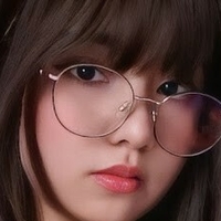 shknhdzn Naken