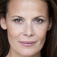 Simone Dericks Naken