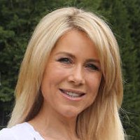 Simone Stelzer Naken