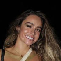 Sommer Ray Naken
