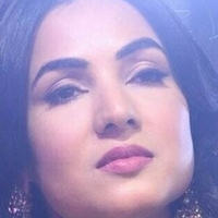 Sonal Chauhan Naken