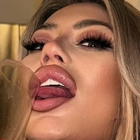 Sophie Dalzell Naken