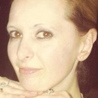 Stephanie Valois Naken