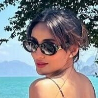 Tangia Zaman Methila Naken