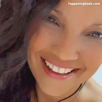 Tantrika Naken