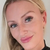 Tati_ink Naken