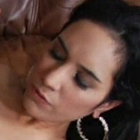 Tia Cyrus Naken