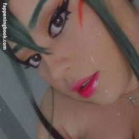 uwugucci Naken