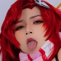 Uy Uy Naken
