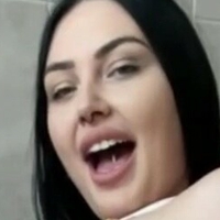 valarievalacc Naken