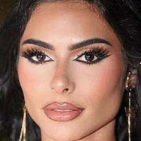 Vanne Perez Naken