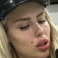 Victoria_Yummy Naken