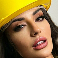 Whitney Johns Naken