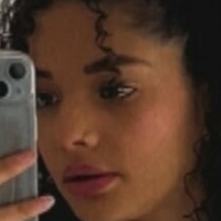 Yara Issy Naken