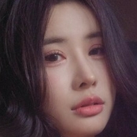 Yeon Yu Naken